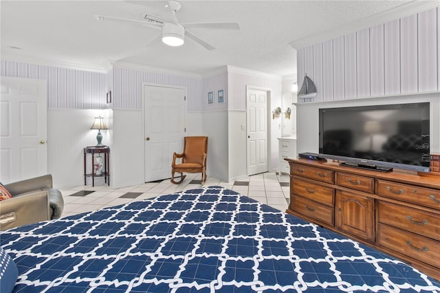 6818 Arbor Oaks Cir, Bradenton, FL 34209 - bedroom featuring ornamental molding, ensuite bathroom, wainscoting, and ceiling fan