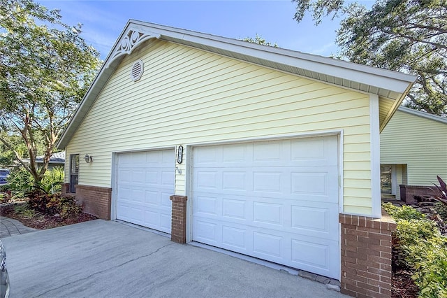6818 Arbor Oaks Cir, Bradenton, FL 34209 - view of detached garage