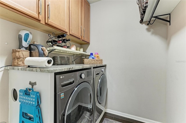 3911 91st Ave E, Parrish, FL 34219 - laundry room with independent washer and dryer and cabinet space