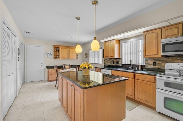 4020 Murfield Dr E, Bradenton, FL 34203 - photo 18