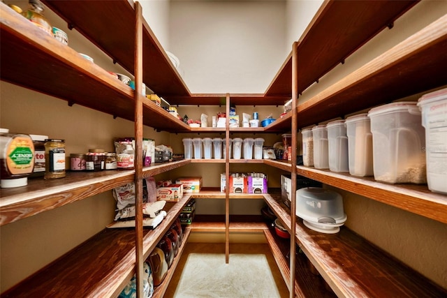 6926 Lacantera Cir, Lakewood Ranch, FL 34202 - view of pantry