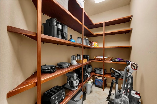 6926 Lacantera Cir, Lakewood Ranch, FL 34202 - view of storage