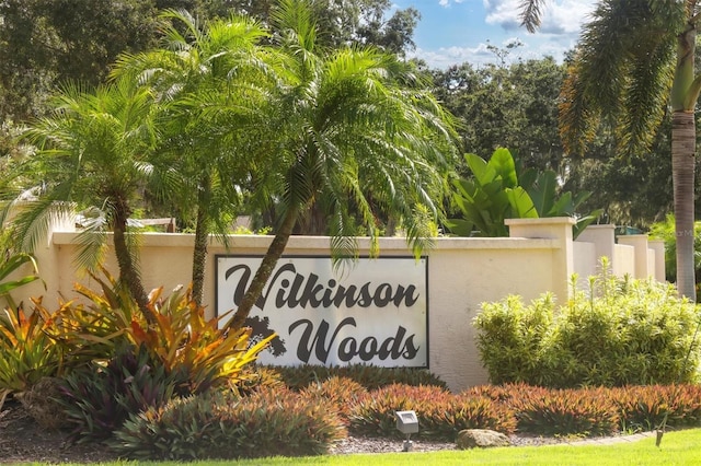 3557 Wilkinson Woods Dr, Sarasota, FL 34231 - view of community / neighborhood sign