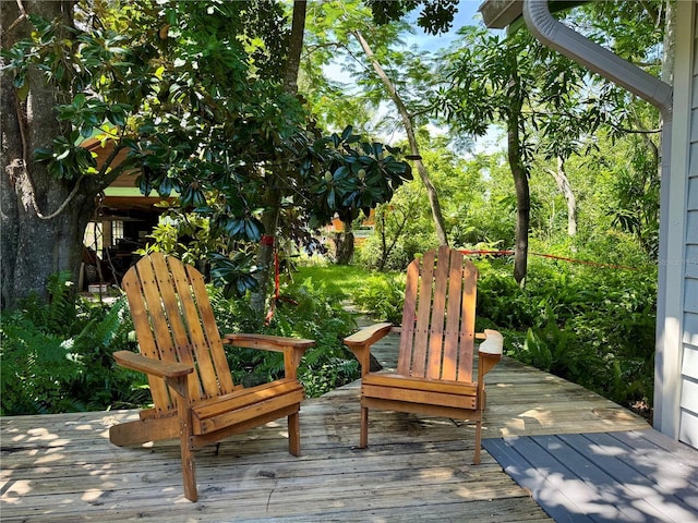 1109 Patterson Dr, Sarasota, FL 34234 - view of deck