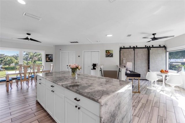3425 W Forest Lake Cir, Sarasota, FL 34232 - photo 12