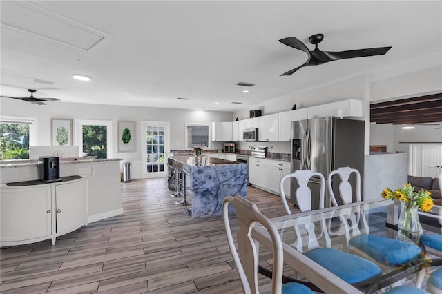 3425 W Forest Lake Cir, Sarasota, FL 34232 - photo 9