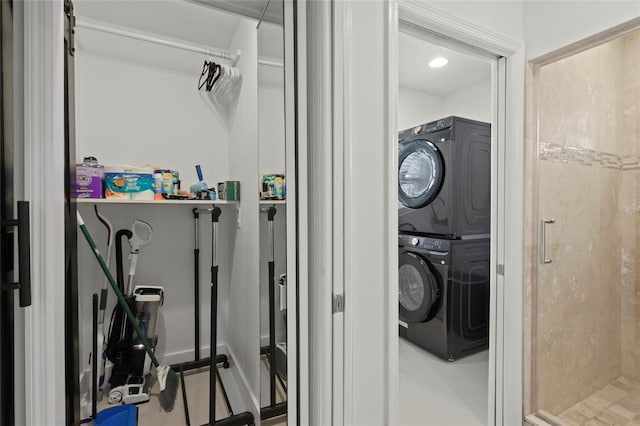 6917 22nd St W, Bradenton, FL 34207 - laundry area with stacked washer / dryer