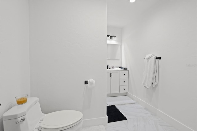 6917 22nd St W, Bradenton, FL 34207 - bathroom featuring marble look tiles and vanity
