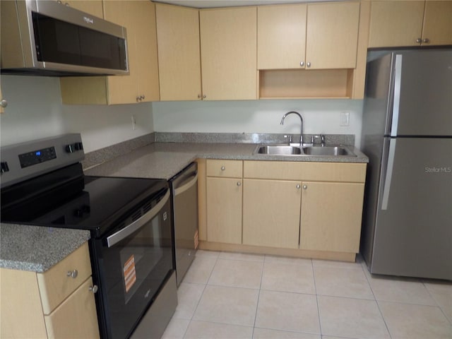 3423 Clark Rd Unit 124, Sarasota, FL 34231 - photo 12