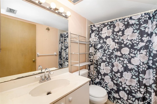 510 Granada Ave Unit 108, Venice, FL 34285 - full bathroom with vanity and curtained shower