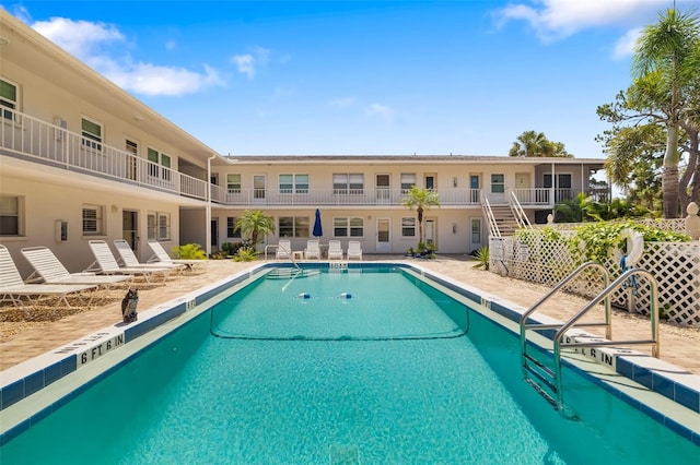510 Granada Ave Unit 108, Venice, FL 34285 - view of community pool