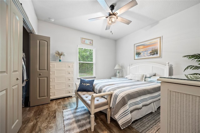 174 SW Caboose Dr, Fort White, FL 32038 - bedroom with dark wood-type flooring and a ceiling fan