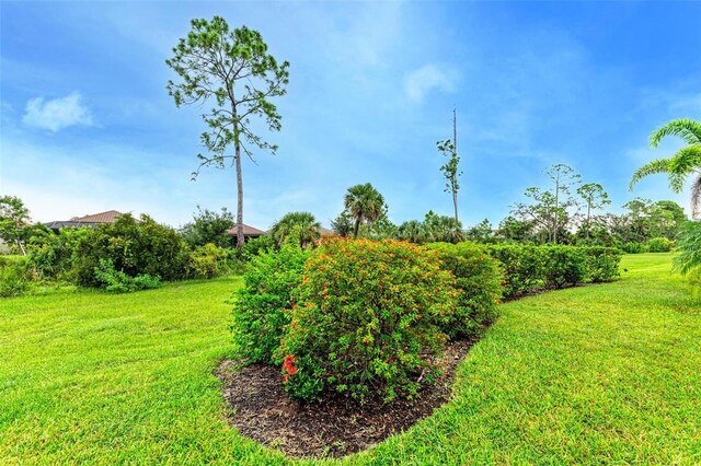 11680 Tapestry Ln, Venice, FL 34292 - view of grassy yard