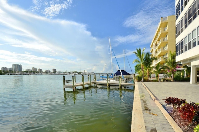 660 Golden Gate Pt Unit 32, Sarasota, FL 34236 - photo 32