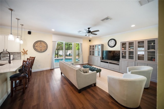 5726 Aaron Ct, Sarasota, FL 34232 - photo 14