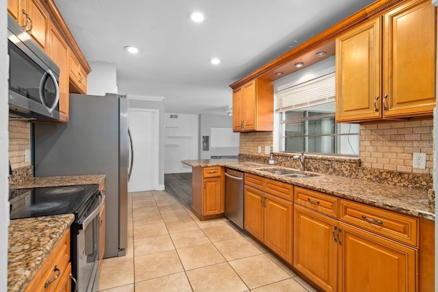 6928 Sugarbush Dr, Orlando, FL 32819 - photo 16