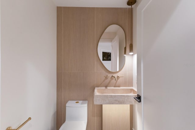 615 Concord Ln, Holmes Beach, FL 34217 - half bath with toilet and a sink