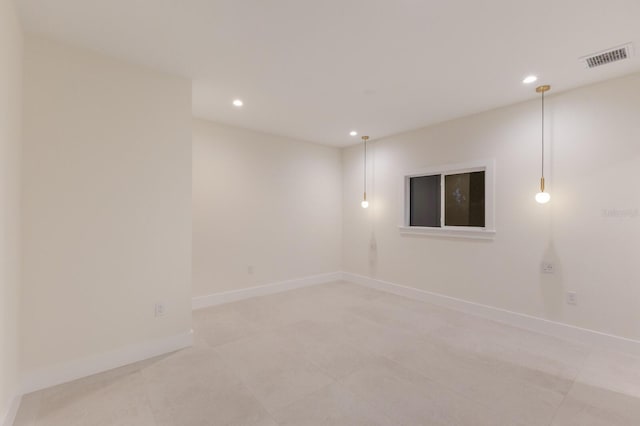 615 Concord Ln, Holmes Beach, FL 34217 - unfurnished room featuring recessed lighting and light tile patterned floors