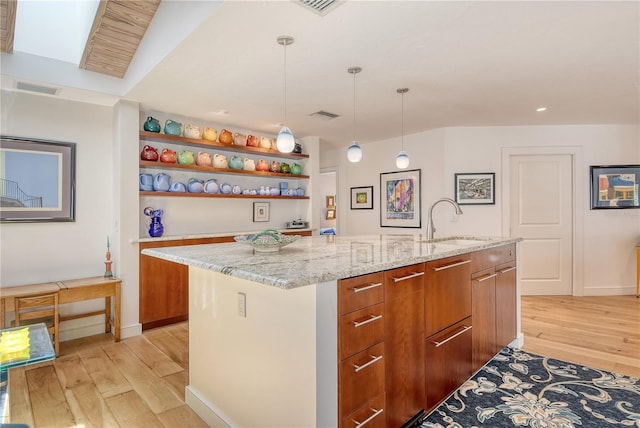 6308 4th Ave NW, Bradenton, FL 34209 - bar with light wood finished floors, hanging light fixtures, and recessed lighting