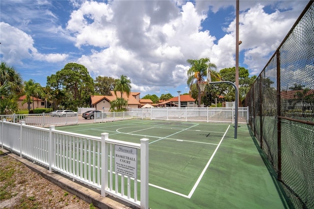 4415 45th Ave W Unit 102, Bradenton, FL 34210 - view of tennis court featuring community basketball court