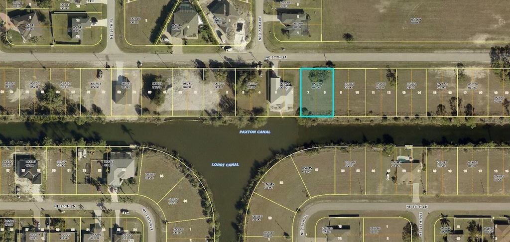 1706 NE 37th St, Cape Coral, FL 33909 - photo 1