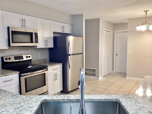 1384 Roosevelt Dr, Venice, FL 34293 - photo 4