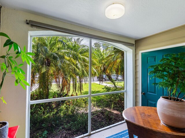 7424 Vista Way Unit 104, Bradenton, FL 34202 - view of sunroom / solarium