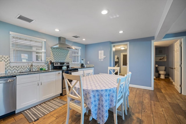 3504 Estrada St, Sarasota, FL 34239 - photo 16