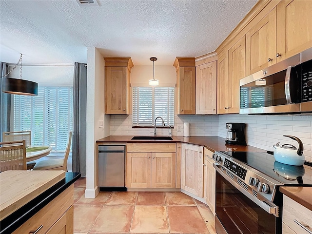 706 Jacaranda Rd, Anna Maria, FL 34216 - photo 17