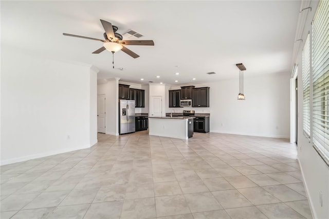 9629 Ivory Dr, Ruskin, FL 33573 - unfurnished living room featuring a ceiling fan, recessed lighting, and light tile patterned floors
