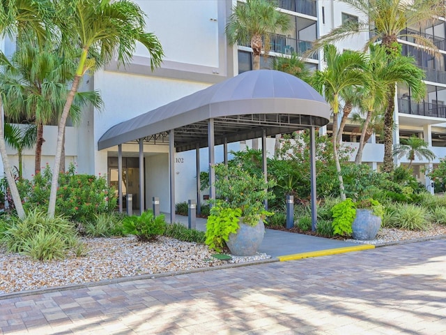 1102 Benjamin Franklin Dr Unit 310, Sarasota, FL 34236 - photo 1