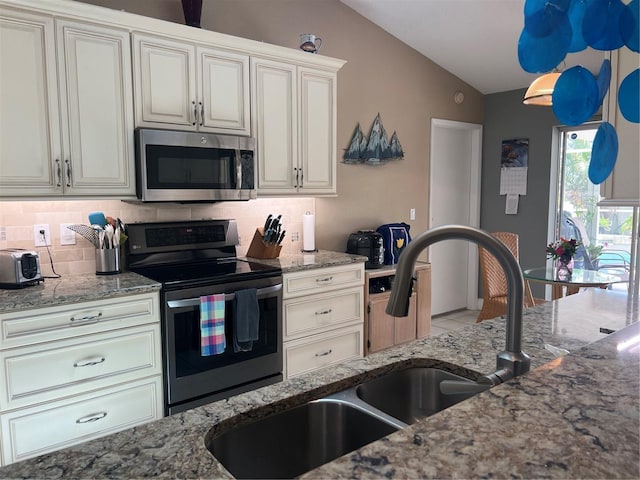 4703 35th Ct E, Bradenton, FL 34203 - photo 17