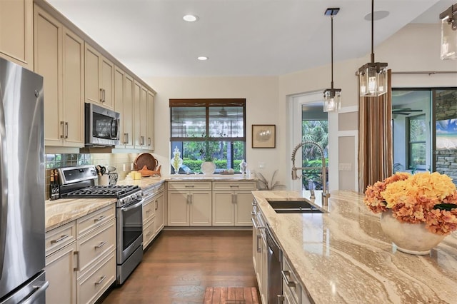 895 Seascape Pl, Sarasota, FL 34240 - photo 10