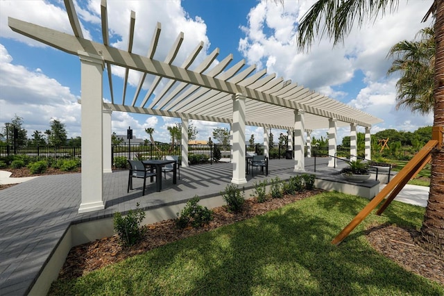 895 Seascape Pl, Sarasota, FL 34240 - photo 44