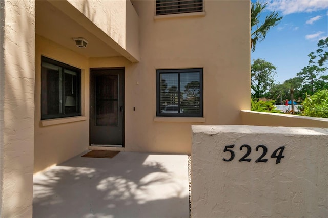 5224 Lake Village Dr Unit 67, Sarasota, FL 34235 - photo 2