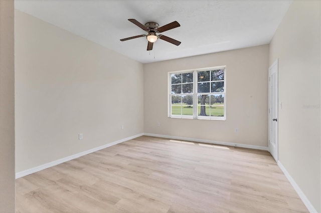 4050 Pinebrook Cir Unit 5, Bradenton, FL 34209 - empty room with light wood-style flooring and a ceiling fan