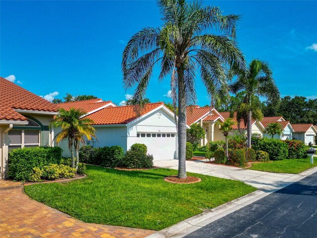 4318 Marcott Cir, Sarasota, FL 34233 - photo 31
