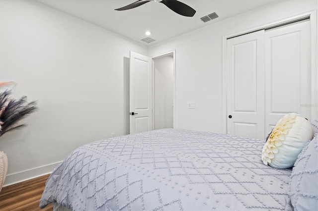 5318 124th Ave E, Parrish, FL 34219 - bedroom featuring wood finished floors, a closet, and ceiling fan