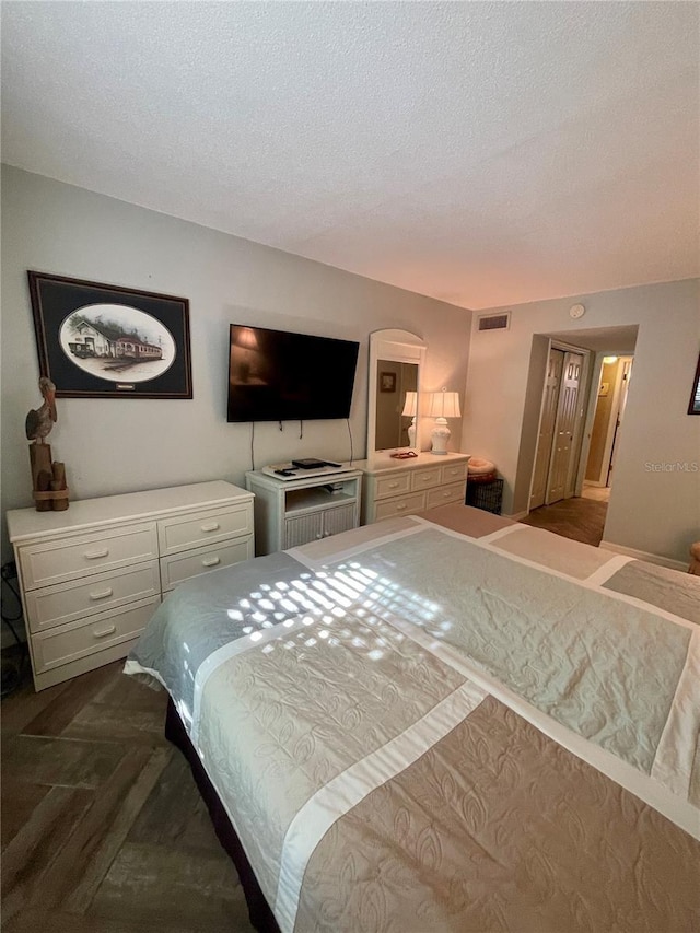 912 La Costa Cir Unit 3, Sarasota, FL 34237 - photo 17