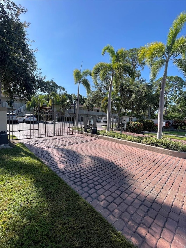 912 La Costa Cir Unit 3, Sarasota, FL 34237 - photo 26