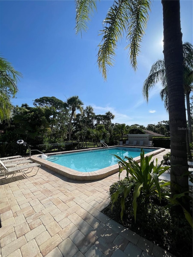 912 La Costa Cir Unit 3, Sarasota, FL 34237 - photo 33