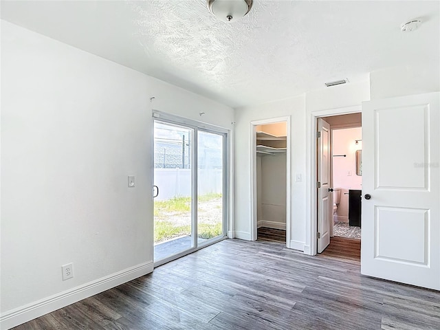 1409 College Park Ln, Tampa, FL 33612 - photo 12