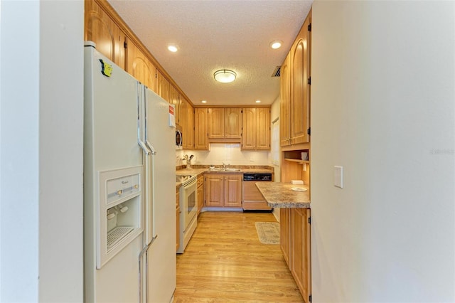 390 301st Blvd W Unit 11D, Bradenton, FL 34205 - photo 17