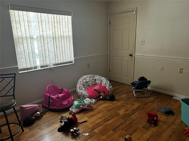 2065 Flamingo Dr, Bartow, FL 33830 - rec room featuring healthy amount of natural light and wood finished floors