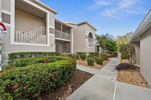 9611 Castle Point Dr Unit 912, Sarasota, FL 34238 - photo 2