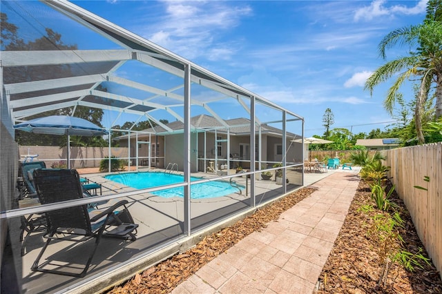 8223 Constance Dr, Sarasota, FL 34243 - photo 40