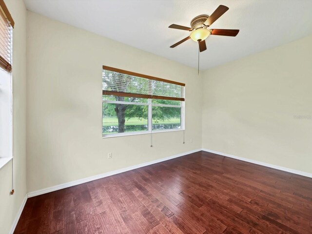 15253 Blue Fish Cir, Lakewood Ranch, FL 34202 - photo 31