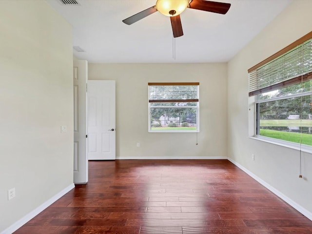 15253 Blue Fish Cir, Lakewood Ranch, FL 34202 - photo 32