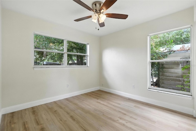 140 SW Lincoln Cir N, Saint Petersburg, FL 33703 - photo 13