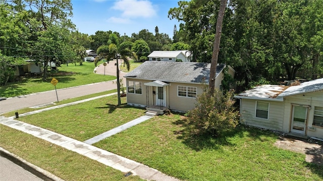 140 SW Lincoln Cir N, Saint Petersburg, FL 33703 - photo 22